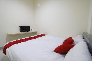 Reddoorz Plus Near Mall Ciputra Jakarta Phòng bức ảnh